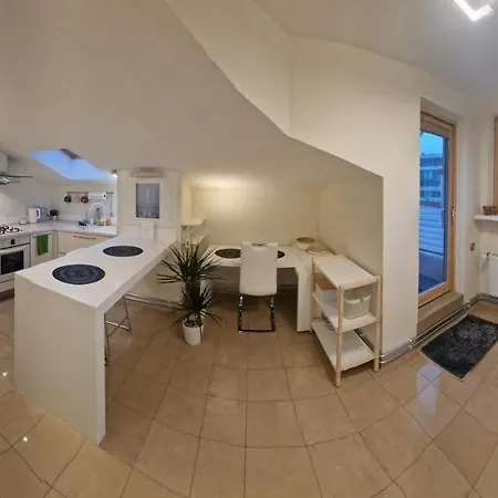 Modern Comfort In The Centre Of Riga! Apartment *